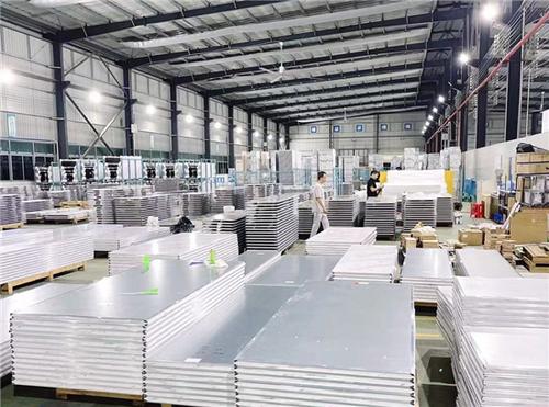 陶卫快讯|紧急驰援,领和整体卫浴助力香港方舱医院项目建设。